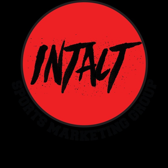 Poshmark profile picture for @intact
